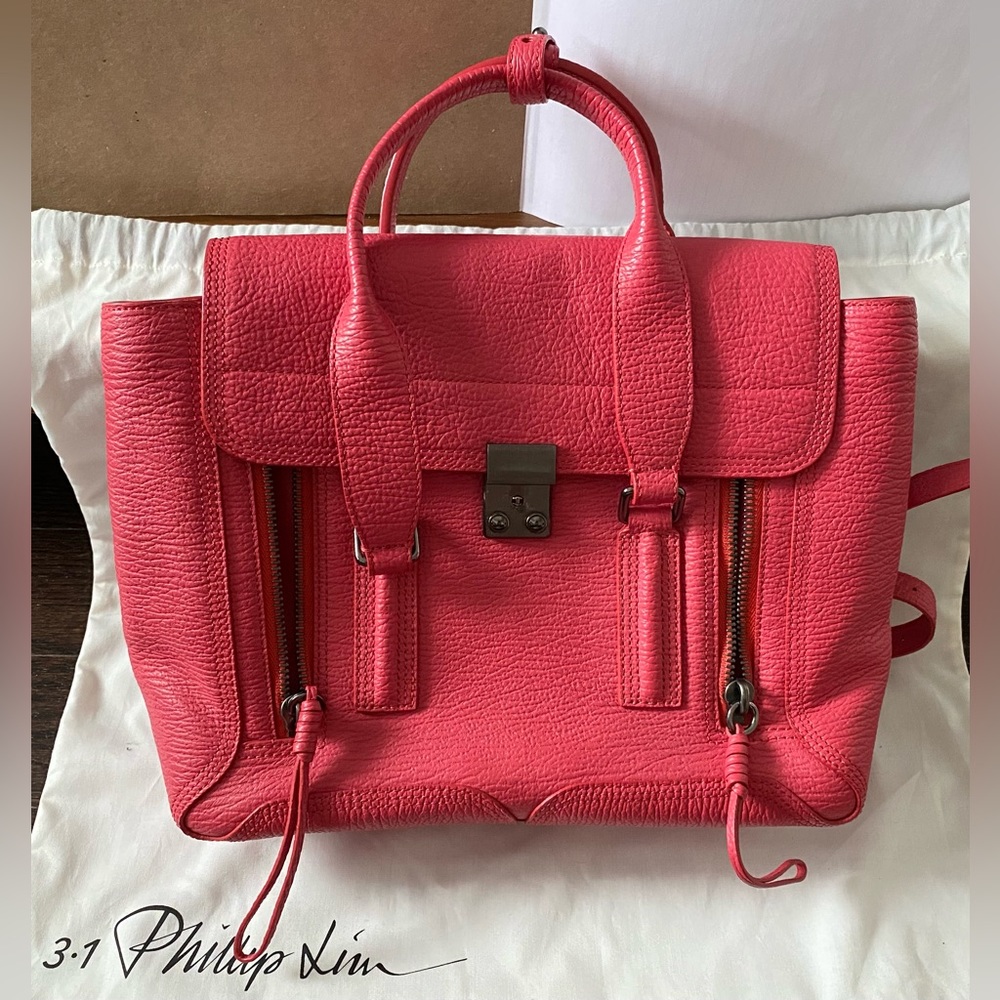 Pashli Medium Satchel; hot pink; in a great condition; 100% Cow Leather